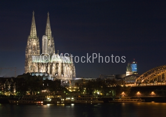 Cologne cathedral from the river